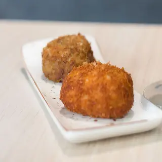 Croquetas Caseras De Jamón Ibérico (1 Ud.)
