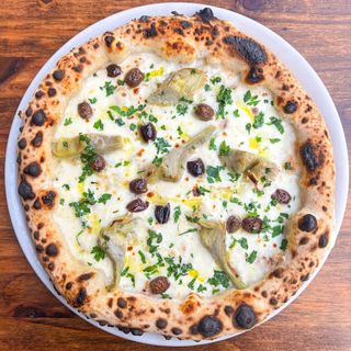 Pizza Alcachofas y Pinullet