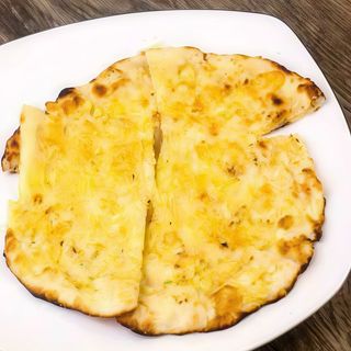 Garlic Cheese Naan