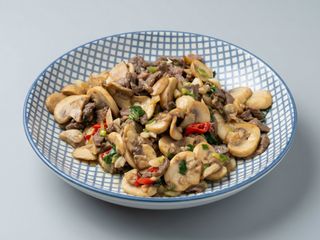 Ternera Con Champiñones