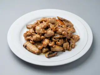Pollo Con Champiñones