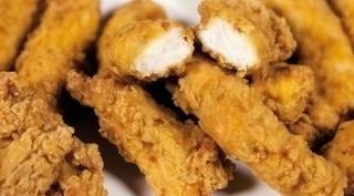 Trozos de pechuga estilo Kentucky