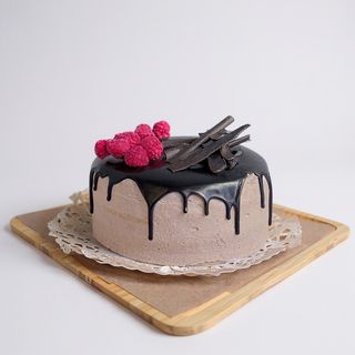 Tarta entera de trufa y frutos del Bosque Tamaño S (4)
