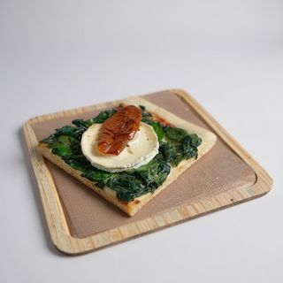 Pizza Espinaca Y Queso De Cabra