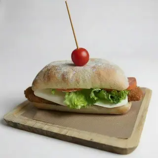 Bocadillo de Milanesa Clásico