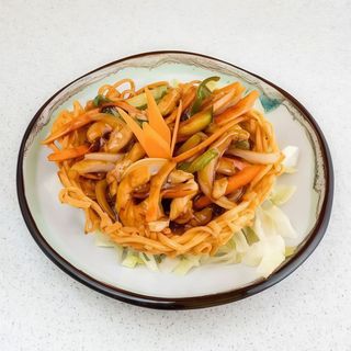 35. Tallarines Crujientes