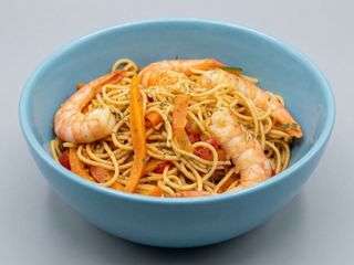 Noodles Teriyaki Con Curry Rojo