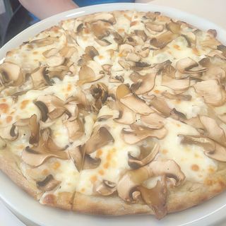 Pizza Funghi