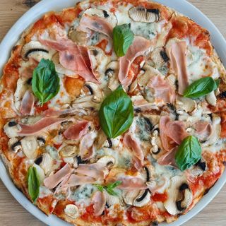 Regina di Alex Ortega 