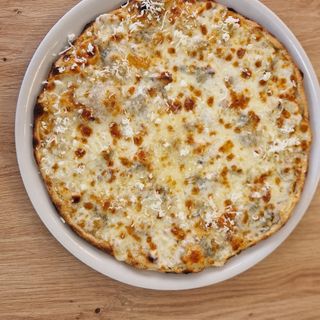 Pizza Cacio & Pepe Iberico