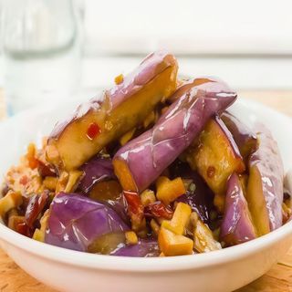 Berenjenas chinas salteadas