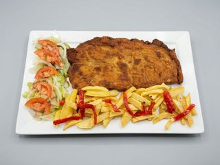Cachopo Relleno De Jamón, Queso Y Pimientos