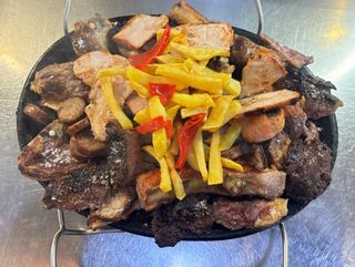 Piedra carnes variadas