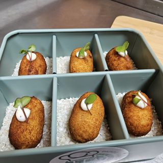 Ració De Croquetes De La Casa