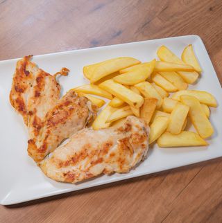 Pechuga De Pollo Con Patatas