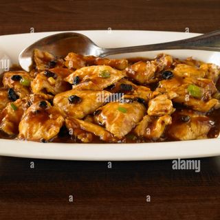 Pollo Con Salsa De Judias Negras A La Plancha