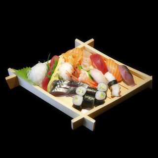 Sushi y Sashimi Moriawase