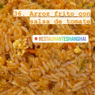 Arroz Frito con Salsa de Tomate