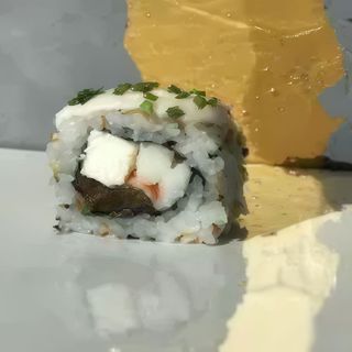 Uromaki Roll De Langostino Y Queso De Cabra