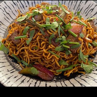 Wok Fideos Estilo Hog Kong