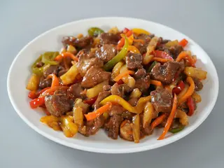 Wok ternera con piña