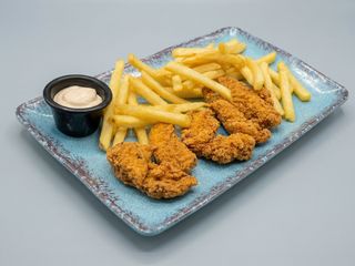 Lagrimitas De Pollo Con Patatas