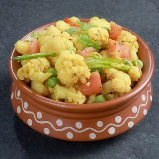 Patata Con Coliflor / Aloo gobhi