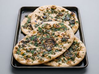 Pan Con Chilli / Hot bullet nan