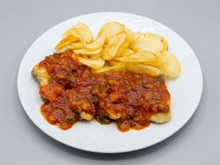Lomo de bacalao premium con pisto manchego