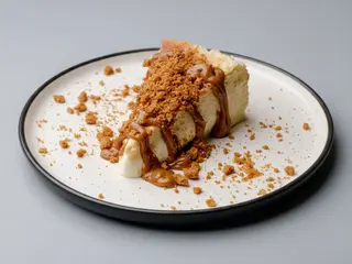 Lotus cheesecake