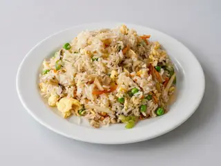 Arroz frito con verduras