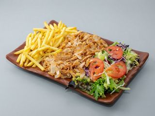 PLATO COMBINADO CON BEBIDA