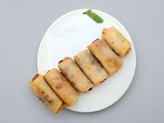 Thai Chicken Spring Rolls