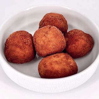 Croquetas de Huevos Fritos con Patatas