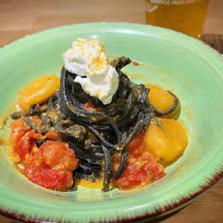 Tagliolini al nero di seppia