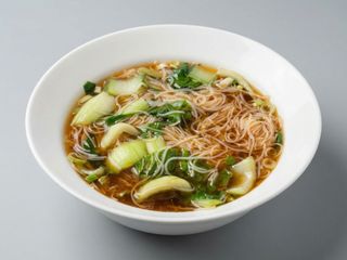 Sopa De Fideos Chinos Con Verduras