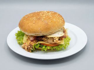 Burguer carne mechada