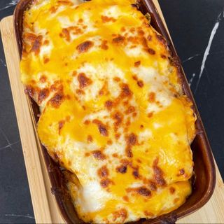 CHICKEN CHEESE FRIES