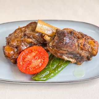 1/2 Codillo De Cerdo.