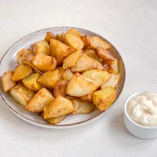 Patatas Bravas Pequeñas