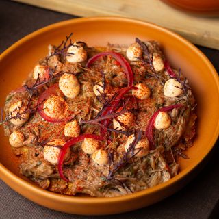 Patacón Con Carne Mechada De Ternera