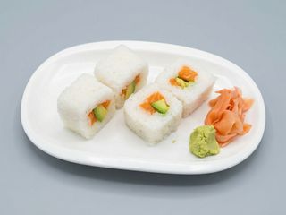 N1. Rollo De Nieve Salmón Aguacate (4 Uds.)