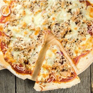 Pizza Tonno Mediana