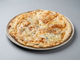Pizza Cuatro Quesos