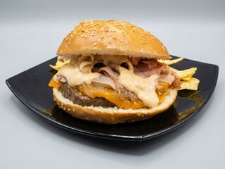 Hamburguesa De Ternera Desestructurada A Los 4 Quesos