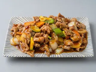 Cerdo En Salsa Picante
