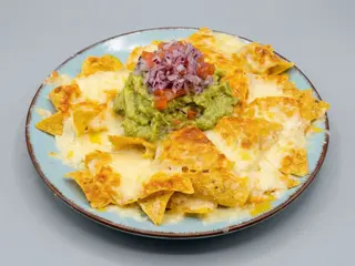 Nachos con queso
