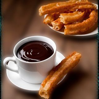 6 Unidades de Porras + 500 ml de Chocolate + Porras con Chocolate Blanco