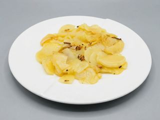 Patatas Al Ajo Cabañil