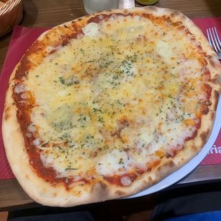 Pizza Cuatro Quesos (40 cm.)